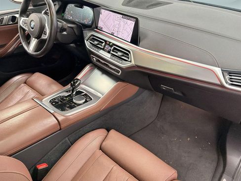 Used 2023 BMW X6 M50i AWD/4WD image 33