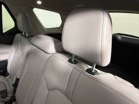 Used 2023 Honda Pilot Touring image 40