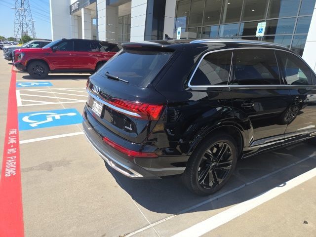 Used 2020 Audi Q7 2.0T Premium w/ Convenience Package AWD/4WD image 4