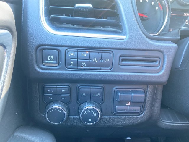 Used 2021 Chevrolet Tahoe Z71 w/ Z71 Signature Package AWD/4WD image 17