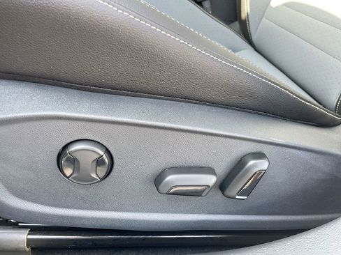 New 2025 Volkswagen Jetta SE image 38