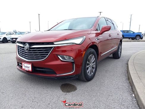 Used 2024 Buick Enclave Premium image 16