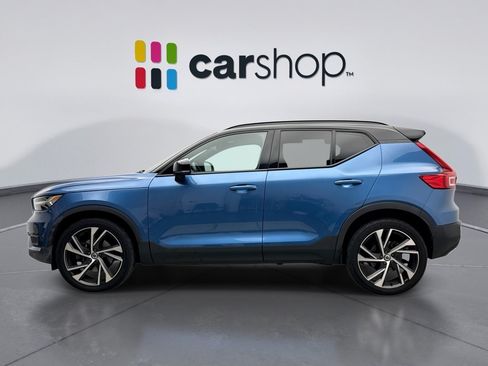 Used 2019 Volvo XC40 T5 R-Design AWD/4WD image 2