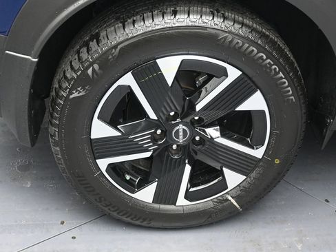 New 2026 Nissan Kicks SV w/ Cold Weather Package AWD/4WD image 5