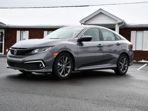 Used 2019 Honda Civic EX image 3