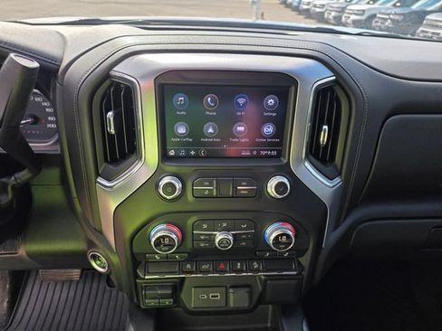 Used 2020 GMC Sierra 1500 Elevation w/ Elevation Value Package AWD/4WD image 18