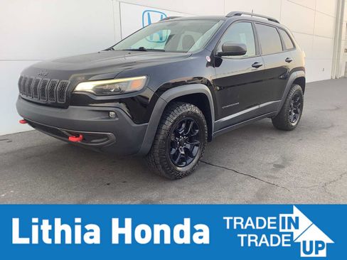 Used 2020 Jeep Cherokee Trailhawk w/ Comfort/Convenience Group AWD/4WD image 1