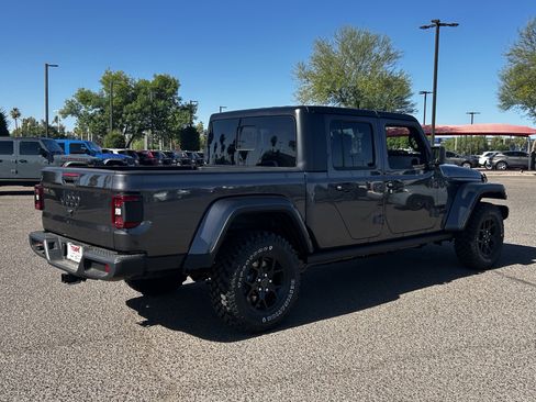 New 2025 Jeep Gladiator Willys image 6