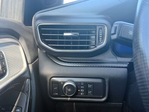 Used 2021 Ford Explorer ST w/ Equipment Group 401A AWD/4WD image 46