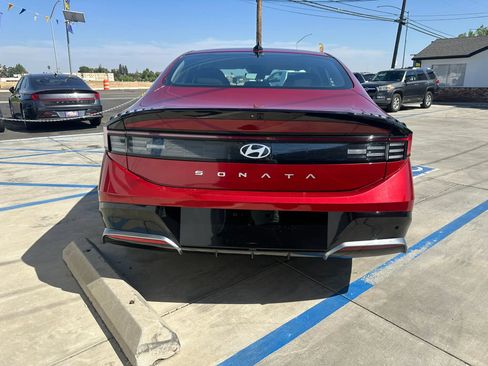 Used 2024 Hyundai Sonata SEL FWD image 8