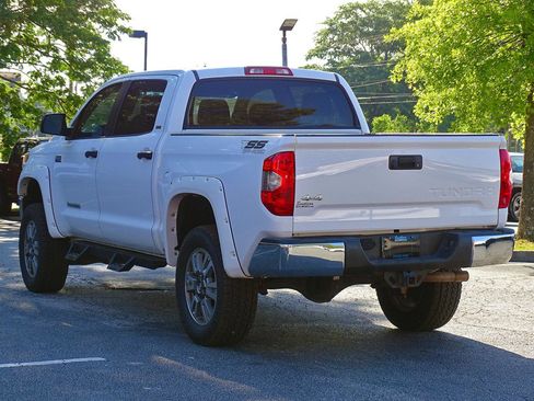 Used 2014 Toyota Tundra SR5 w/ SR5 Upgrade Package AWD/4WD image 16