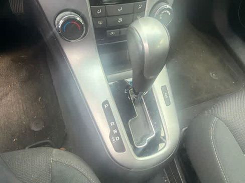 Used 2012 Chevrolet Cruze LT FWD image 17