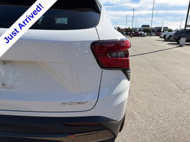 Used 2025 Chevrolet Trax ACTIV w/ Driver Confidence Package FWD image 17