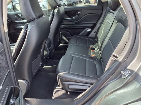 Used 2024 Lincoln Corsair AWD w/ Equipment Group 101A image 12