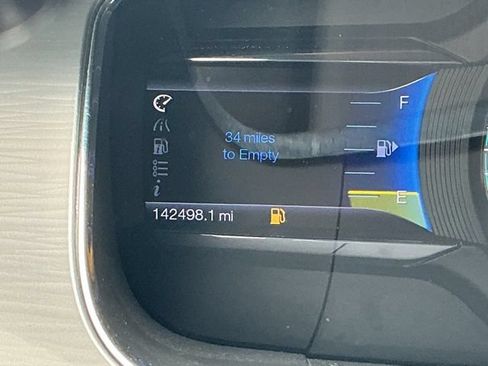 Used 2013 Ford Taurus SEL FWD image 19