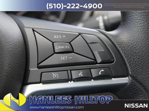 Used 2025 Nissan Altima 2.5 SV FWD image 27