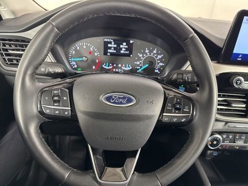 Certified 2022 Ford Escape SE w/ Cold Weather Package image 21