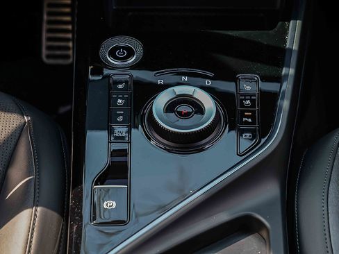 Certified 2024 Kia Niro Wave image 13