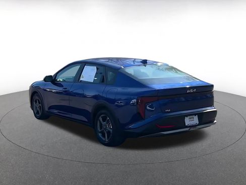 Used 2025 Kia K4 LXS image 11