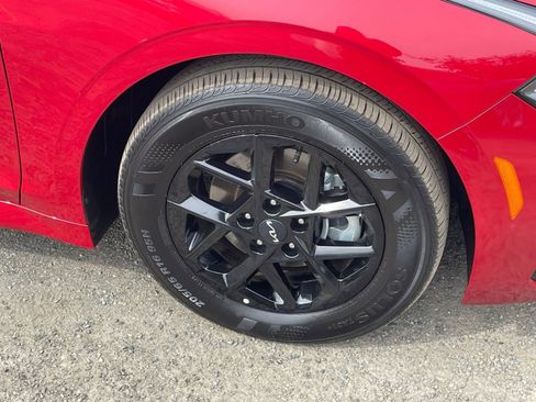 Used 2025 Kia K5 LXS image 29