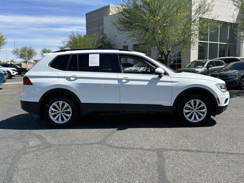 Used 2019 Volkswagen Tiguan SE FWD image 5