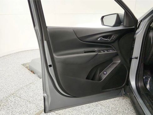 Used 2024 Chevrolet Equinox LT w/ LPO, Floor Liner Package image 32