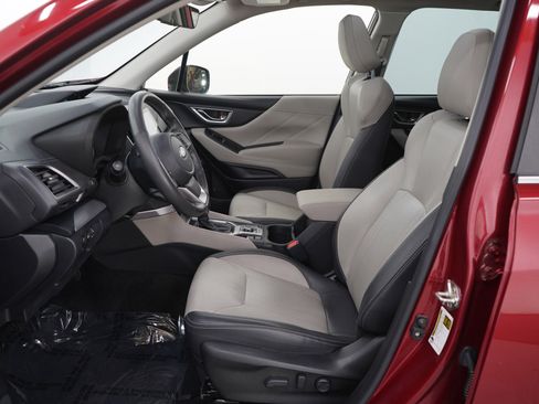 Used 2020 Subaru Forester Limited w/ Popular Package #3 image 24