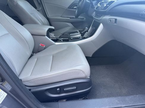Used 2014 Honda Accord EX-L image 16