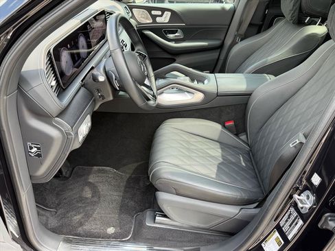 Certified 2025 Mercedes-Benz Maybach GLS 600 4MATIC image 9