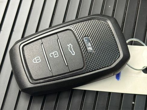 Used 2018 MAZDA MAZDA6 Touring image 36