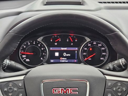 Used 2022 GMC Terrain SLT w/ Infotainment Package II FWD image 16