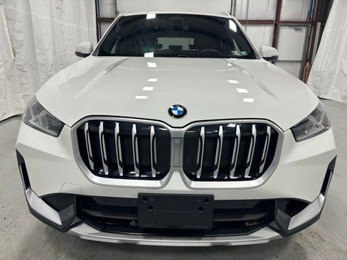 Used 2025 BMW X1 xDrive28i image 2