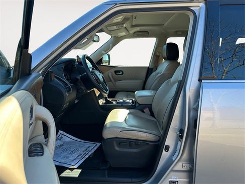 Used 2022 Nissan Armada SL image 9