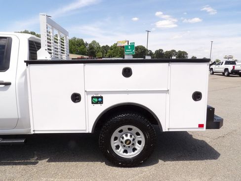 Used 2025 Chevrolet Silverado 3500 W/T w/ WT/CX Safety Package AWD/4WD image 49