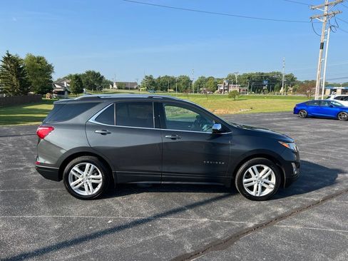 Used 2021 Chevrolet Equinox Premier FWD image 36