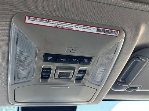 Used 2021 Toyota RAV4 XLE Premium image 26