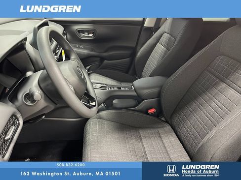 New 2027 Honda HR-V LX image 17