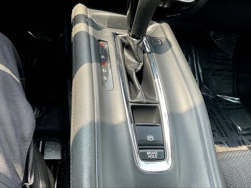 Used 2016 Honda HR-V EX image 15