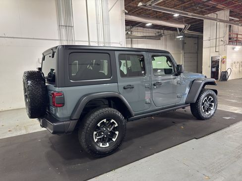 Used 2024 Jeep Wrangler Unlimited Rubicon 4xe AWD/4WD image 43