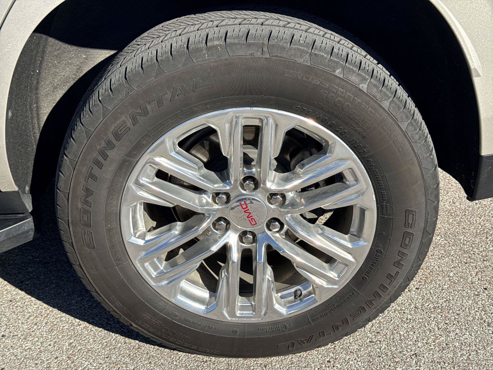 Used 2023 GMC Yukon SLT w/ SLT Luxury Package AWD/4WD image 39