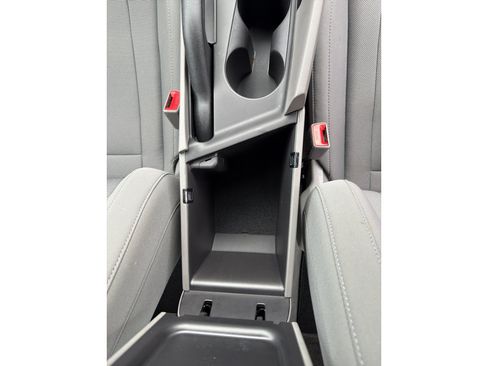 Certified 2024 Hyundai Elantra SE FWD image 20