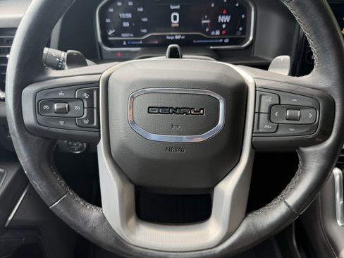 Used 2025 GMC Sierra 1500 Denali AWD/4WD image 40
