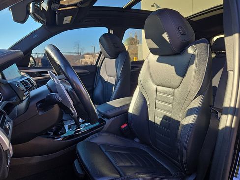 Used 2018 BMW X3 M40i image 14