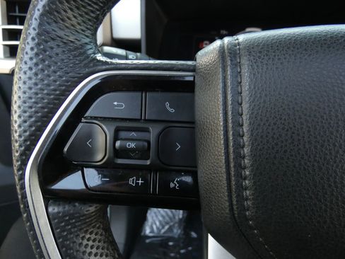 Used 2024 Toyota Tundra Limited image 71