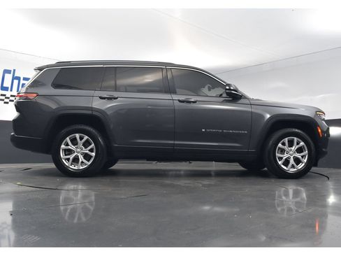 Used 2022 Jeep Grand Cherokee L Limited AWD/4WD image 22
