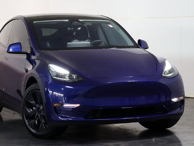 Used 2024 Tesla Model Y Long Range AWD/4WD image 6