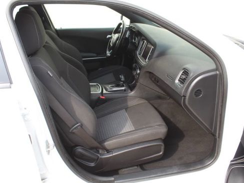 Used 2023 Dodge Charger SXT image 39