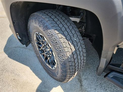 New 2026 Chevrolet Silverado EV Trail Boss w/ Premium Package image 29