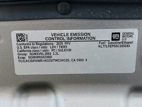 Used 2025 Chevrolet Trax LS FWD image 20