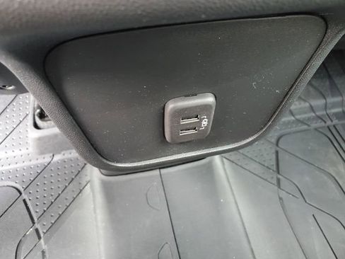 Certified 2023 Chevrolet Equinox LT FWD image 13